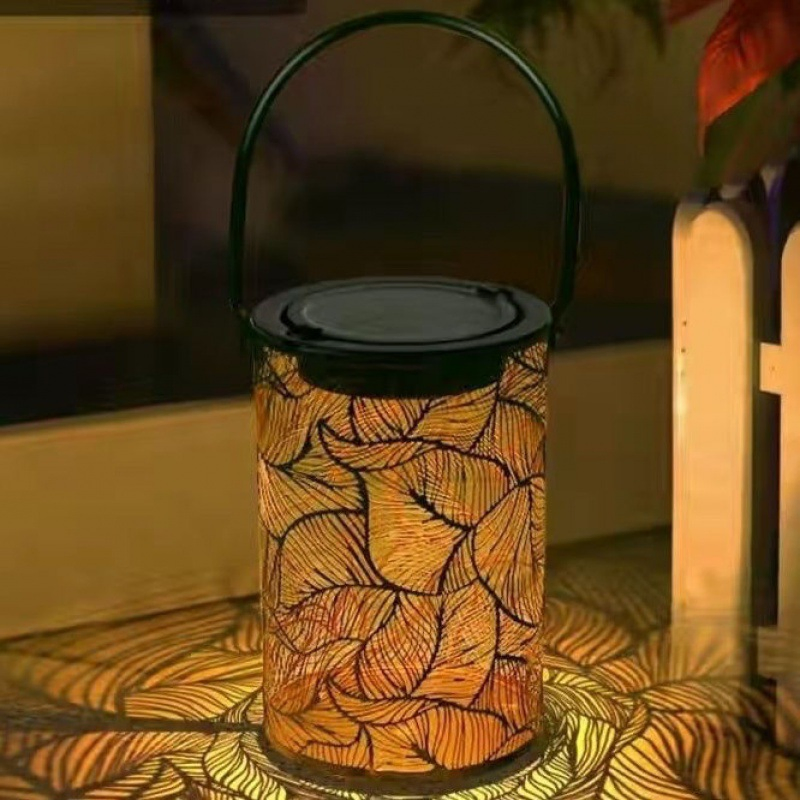 Wholesale Price Solar Garden Patio Lights Outdoor Waterproof Iron Hollowing Decorative Lanterns