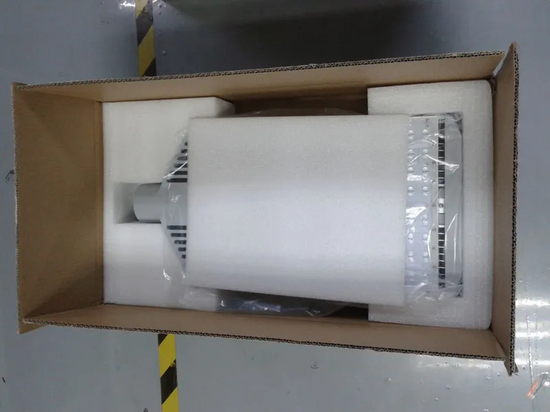 Modular Led Street Light Packing