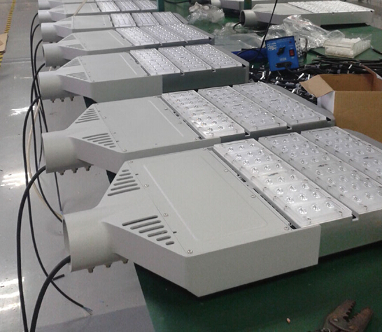 Distributors LED Street Light CREE IP65 120W LED Pathway Lighting