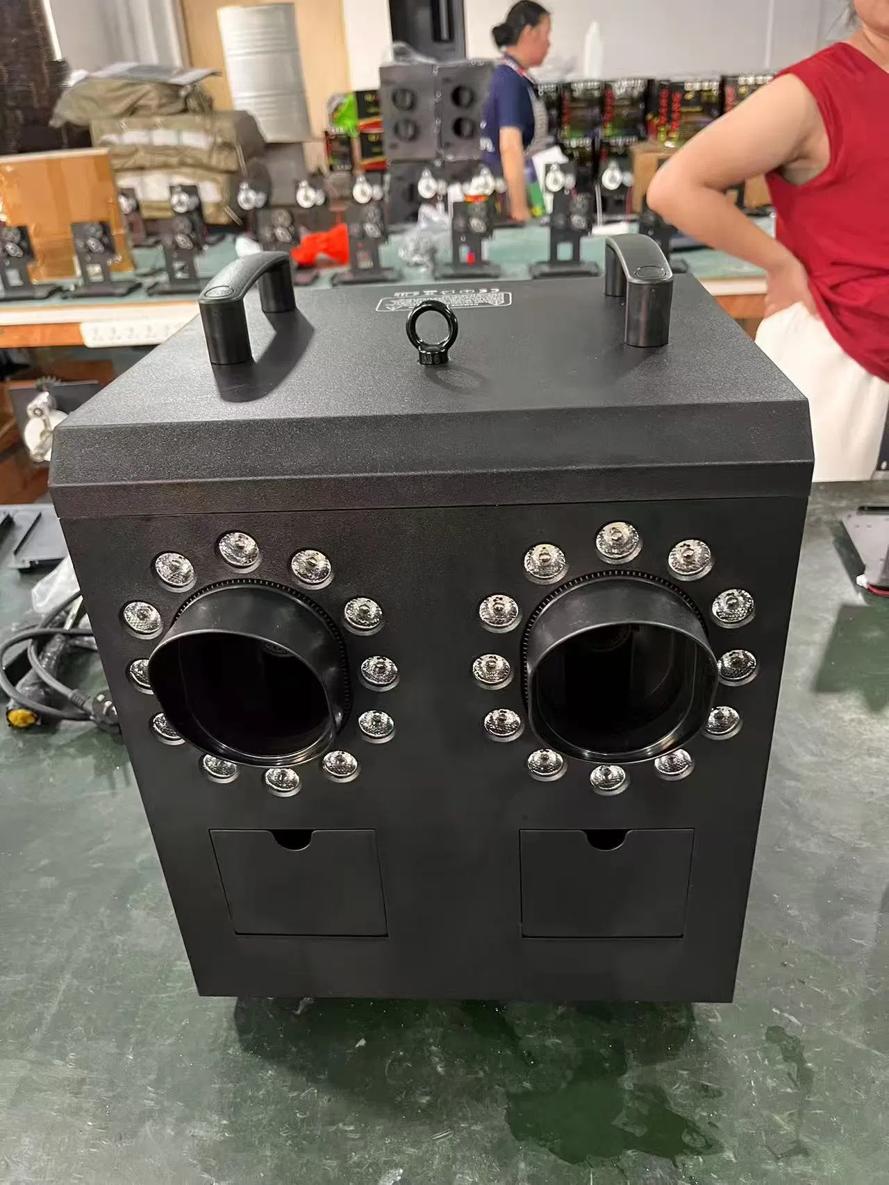 Remote Control DMX 1500W Double-Hole LED Smoke Bubble Machine Stage Equipment Indoor Using for Performance Bar Events