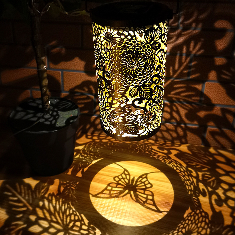 Wholesale Price Waterproof Solar Lights Metal Cylindrical Creative Decorative Lanterns