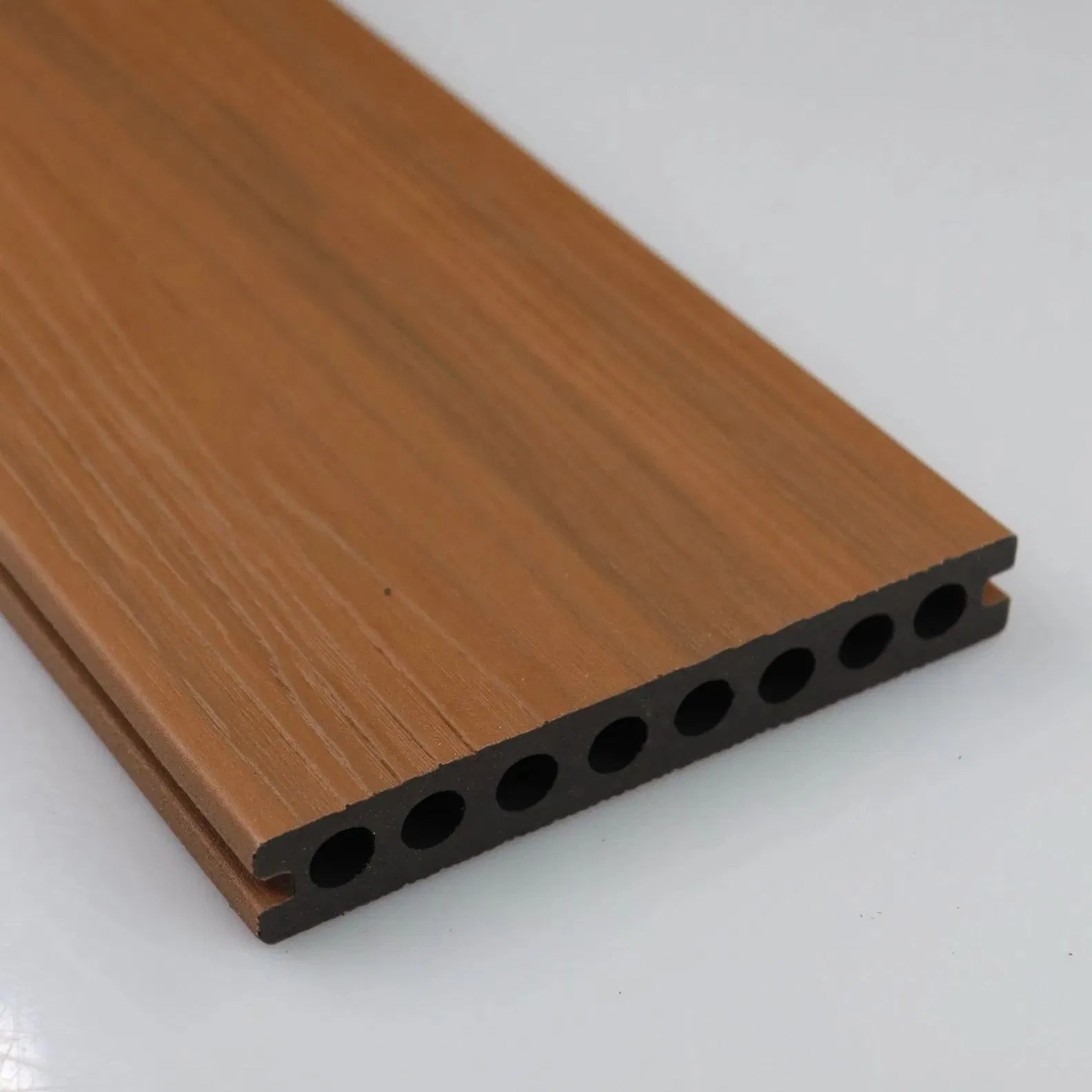 Maintance Free Waterproof WPC Outdoor Flooring Tile Composite Co-Extrusion Decking Board