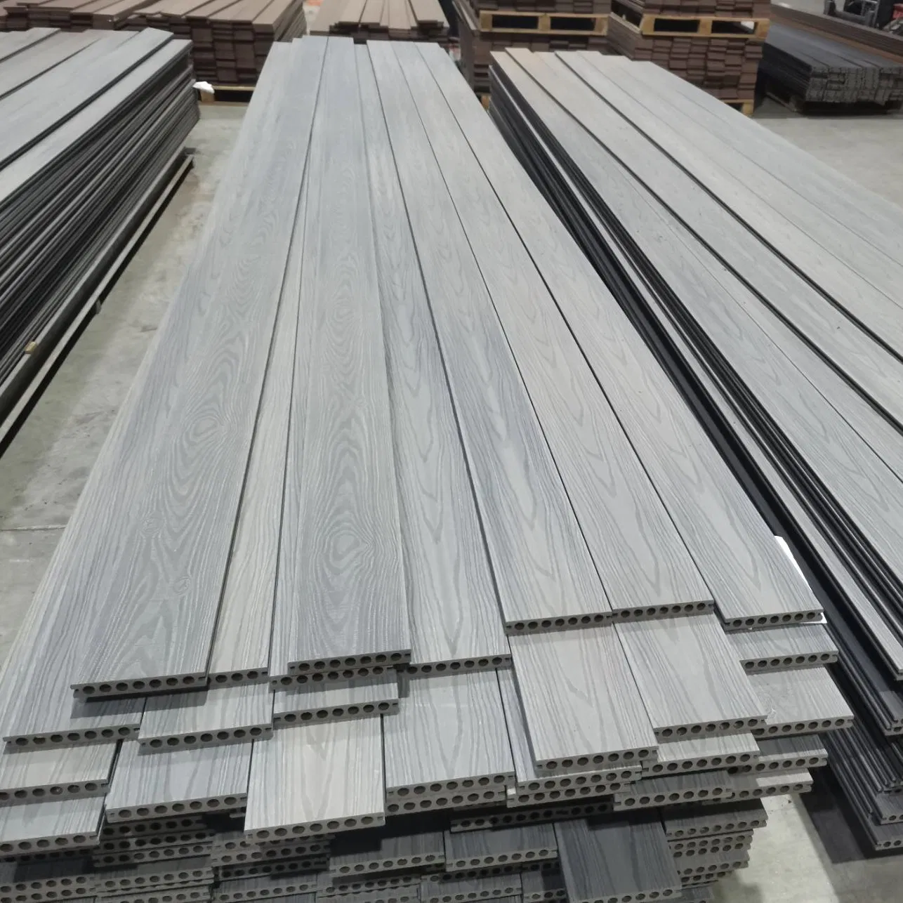 Anti-Fade 150X22.5mm 3D Wood Grain WPC Co-Extrusion Composite Decking for Outdoor Use