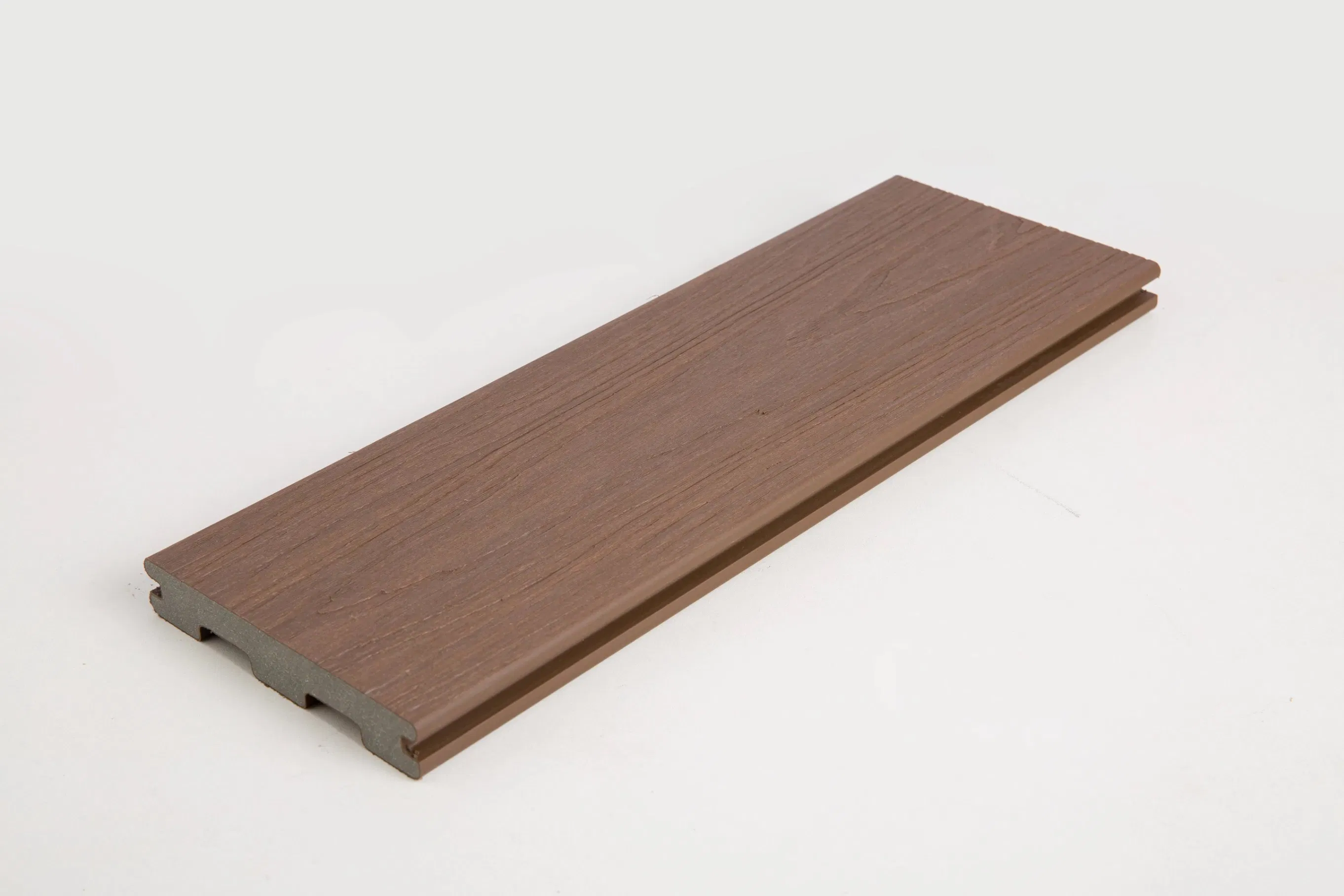 M Type Solid Waterproof Wood Plastic Composite Coextrusion Decking