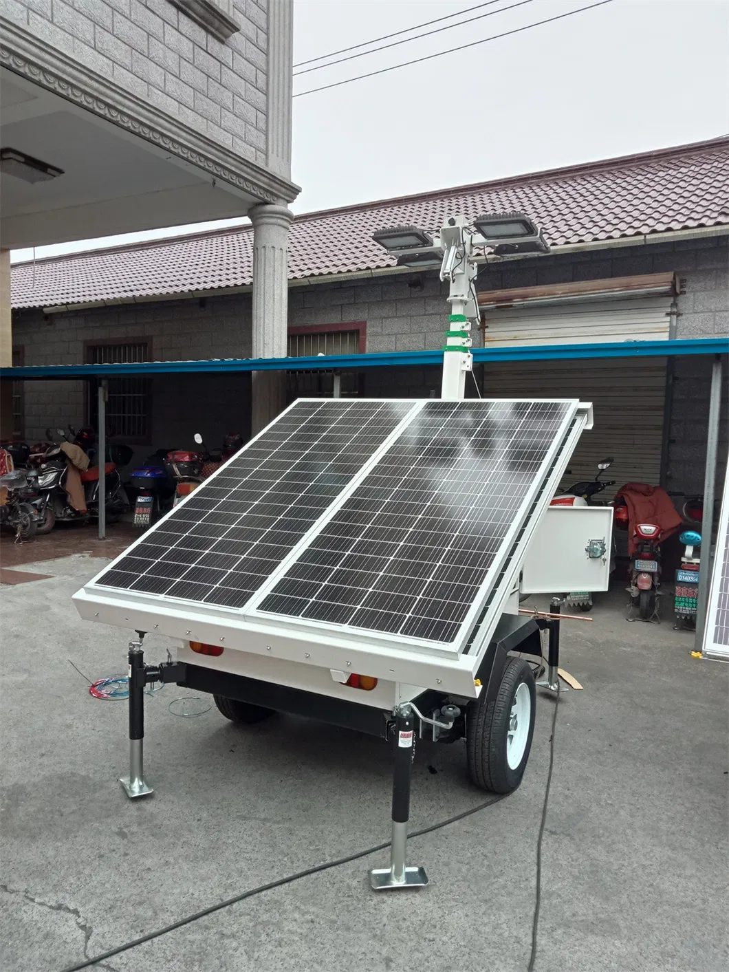 Solar-Powered LED Beacon Tower