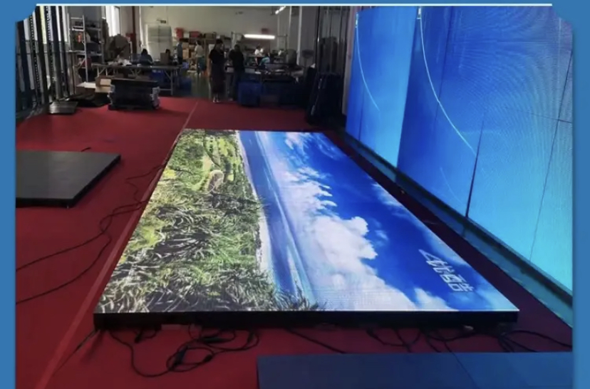 P2.604 Outdoor Indoor Ground Interactive Floor Tile LED Displays Screens Video Wall Dance Stage and Events