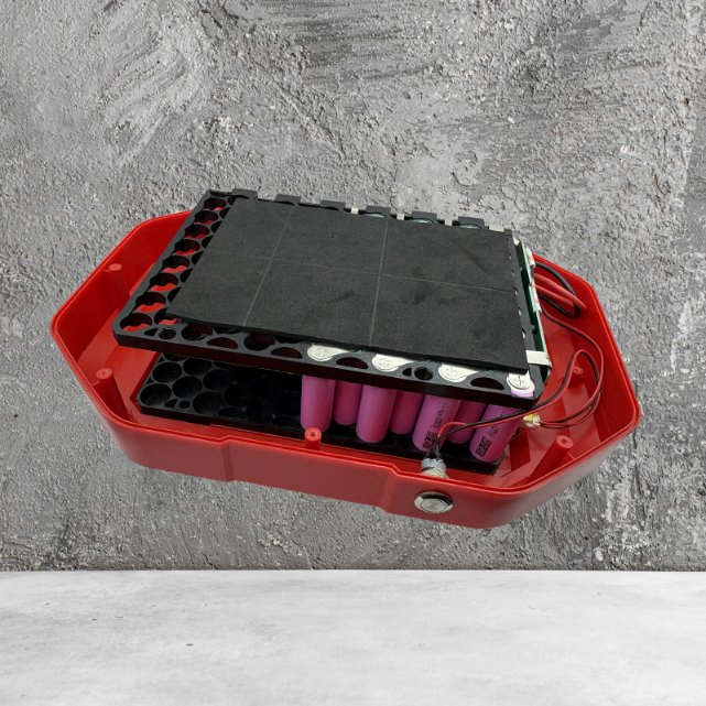 Ultimate High-Capacity Lithium Battery Pack for Global Travelers