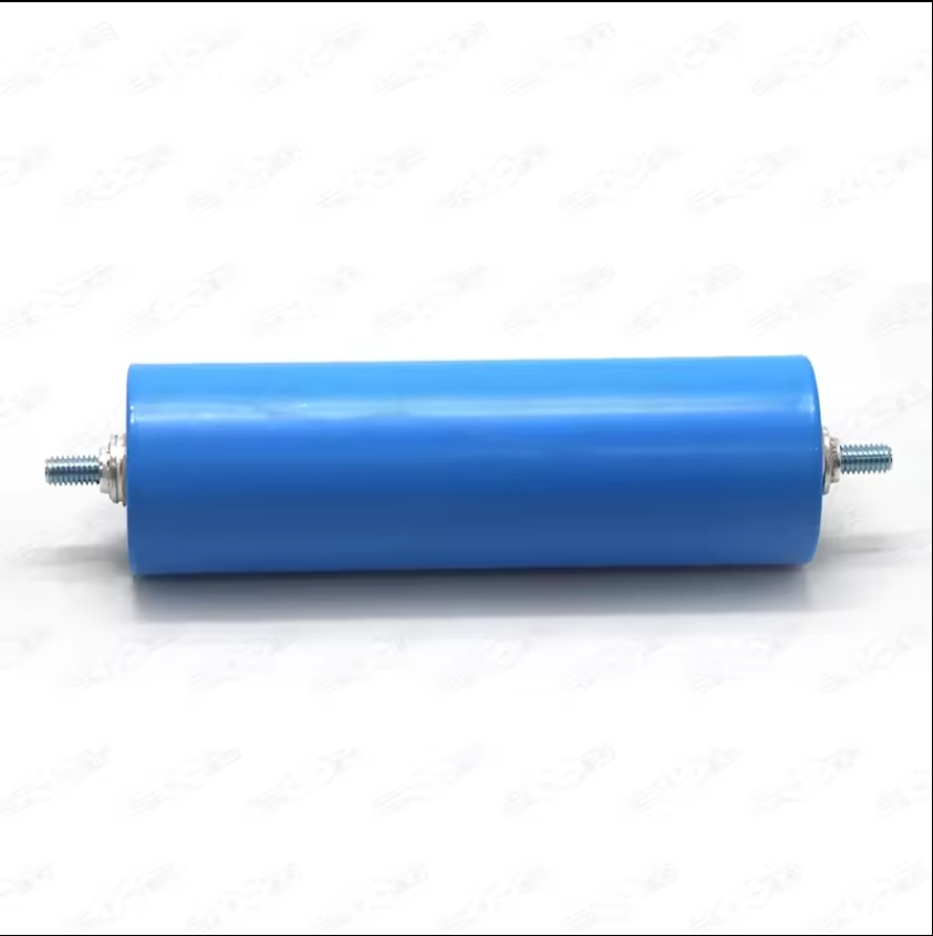 33140 C33 40135 C40 Cylindrical Lithium Ion LiFePO4 Cell 3.2V 15ah 20A for LiFePO4 48V 100ah 48V 200ah Solar LiFePO4 Battery