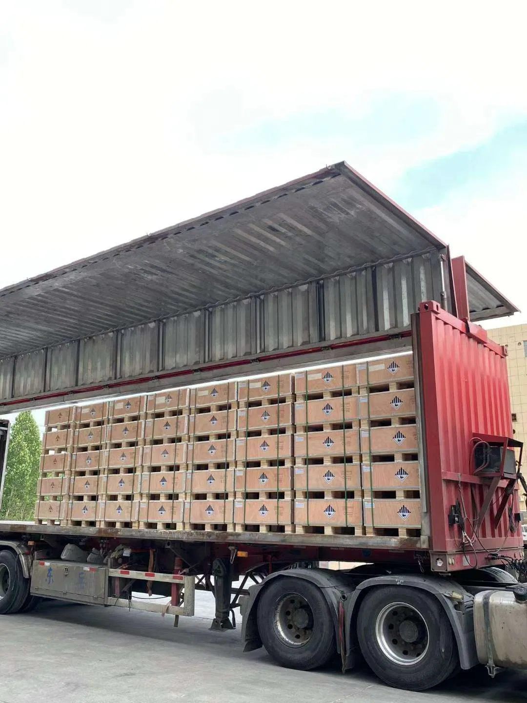 Factory Price 10kwh 15kwh 20kwh 25kwh 30kwh High Voltage BMS Solar Lithium Ion 51.2V 100ah LiFePO4 Ess Energy Storage Stack Battery