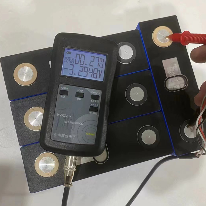 Rechargeable Battero 3.2V 230ah LiFePO4 Battery Cells Prismatic Lithium Ion Solar Energy Storage System with 205ah 230ah 280ah Capacity