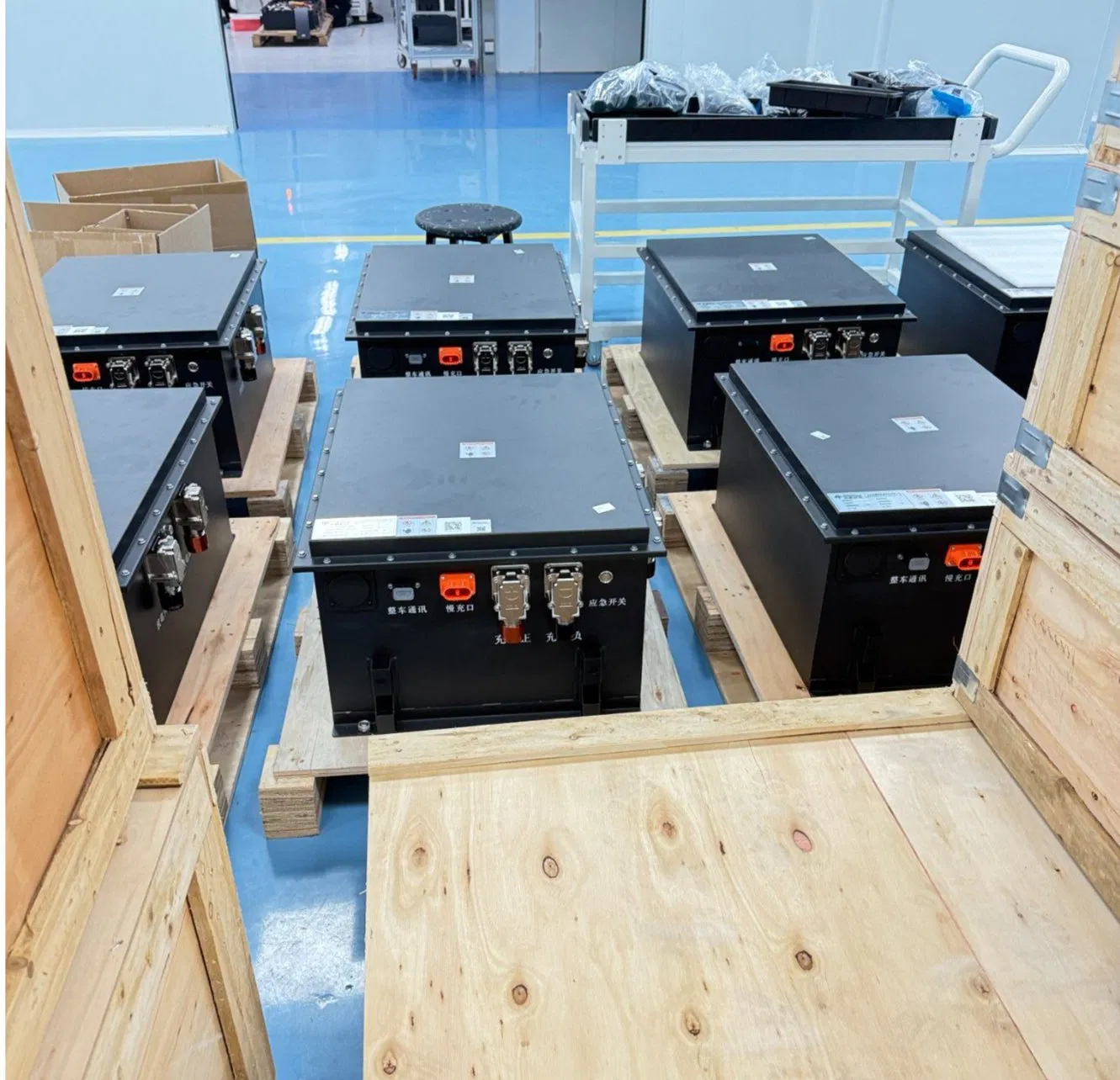 OEM/ODM 24V/48V/72V Lithium Battery Solution for Agv/ AMR Mobile Robot with Fast Charging High Discharge Rate Long Cycle Life Smart BMS