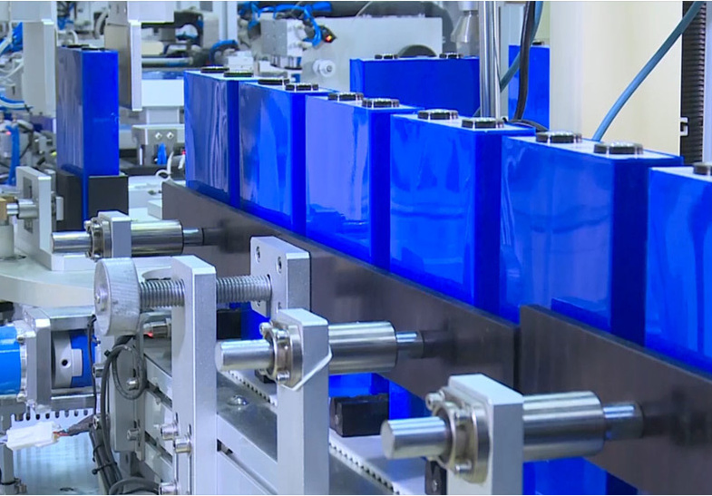 Li-ion Battery 3.2V 230ah Rechargeable Prismatic Big Monomer Lithium Battery for Engineering Vehicle, Marine, Telecom