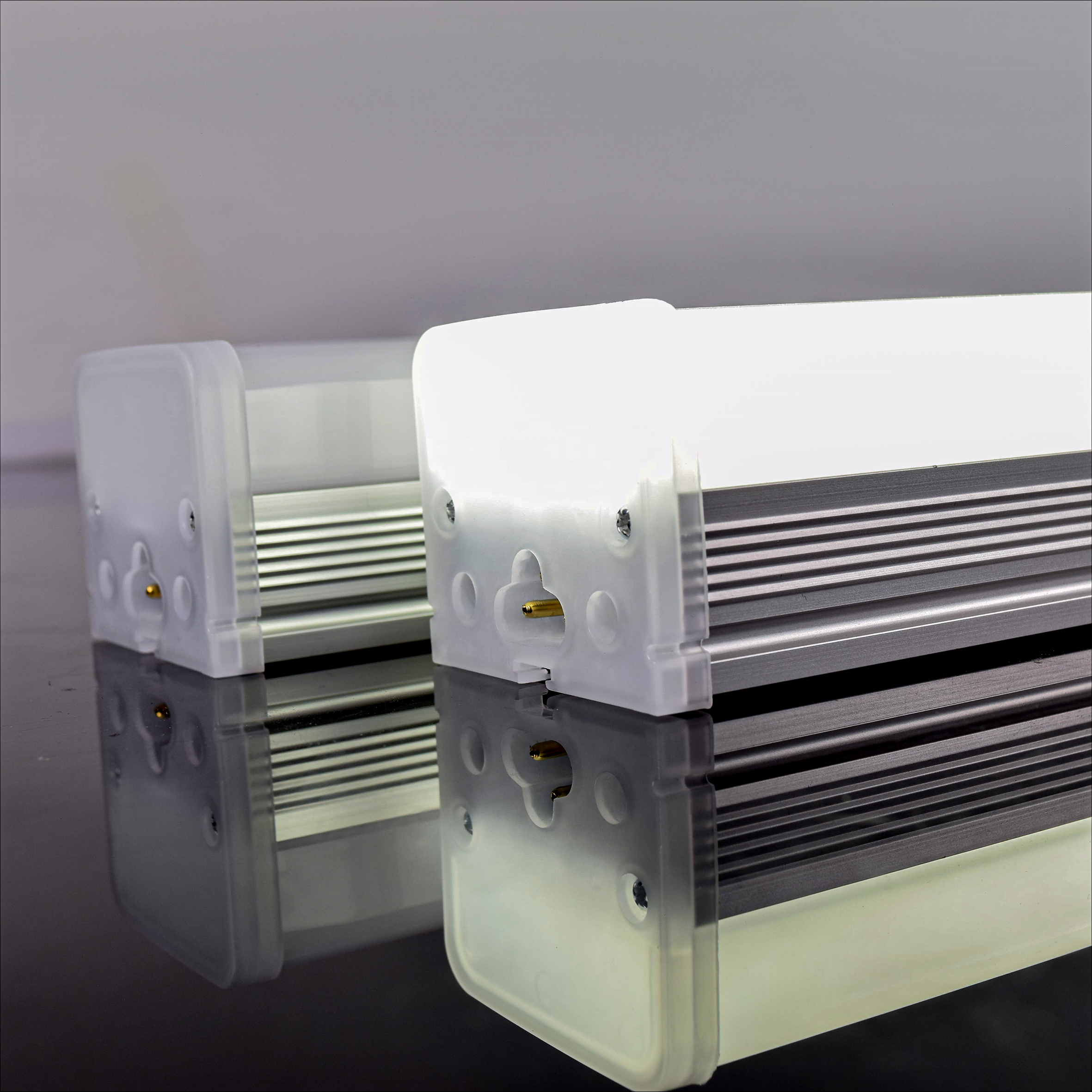 High Quality Modern Linear Lighting 600/1200/1500mm Hanging Aluminum Profiles LED Batten Light