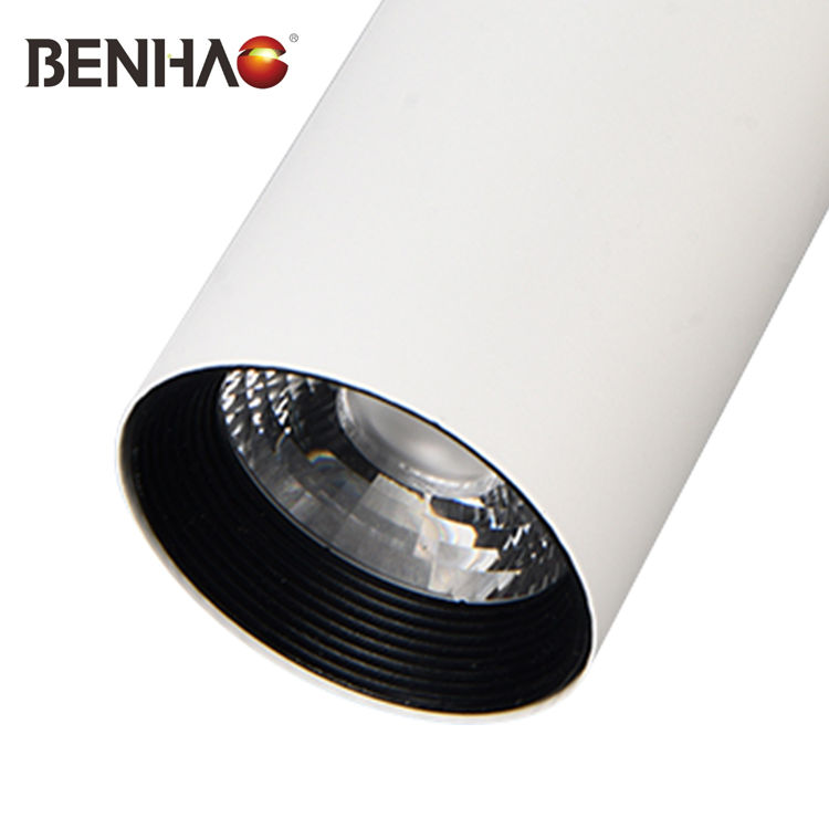 Factory High Light Efficiency Energy Saving 12W LED Track Light Adjustable Indoor Spotlight