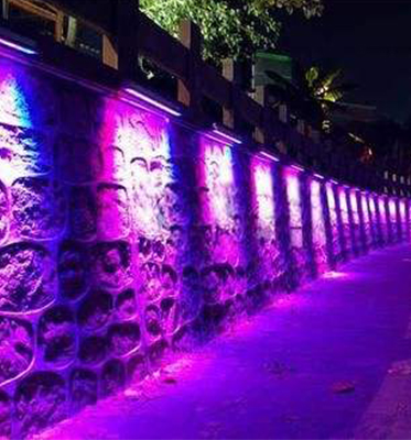Outdoor Building Decoration Example