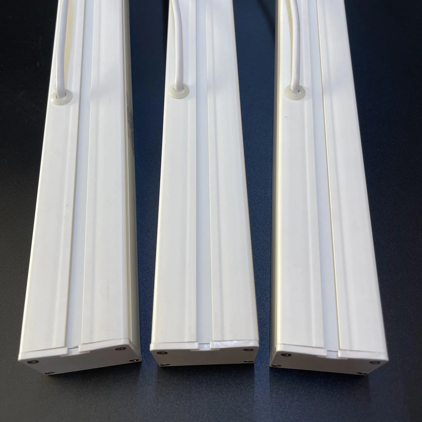 Commercial Indoor Lighting Linkable T8 Tube Chandelier Lamp Plastic Housing Surface Mounted Ceiling Suspended Office Batten Pendant LED Linear Light