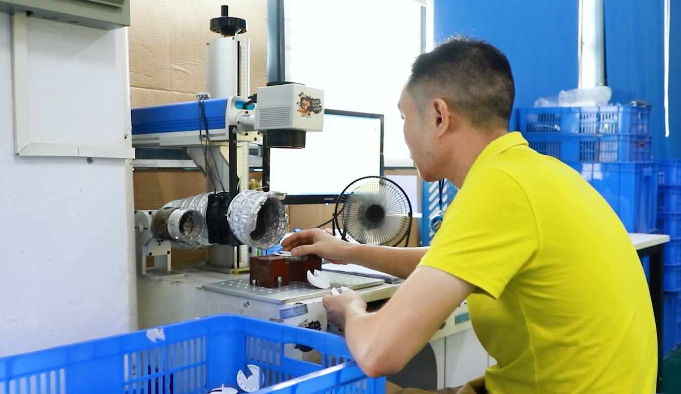 Laser marking machine for product identification and traceability
