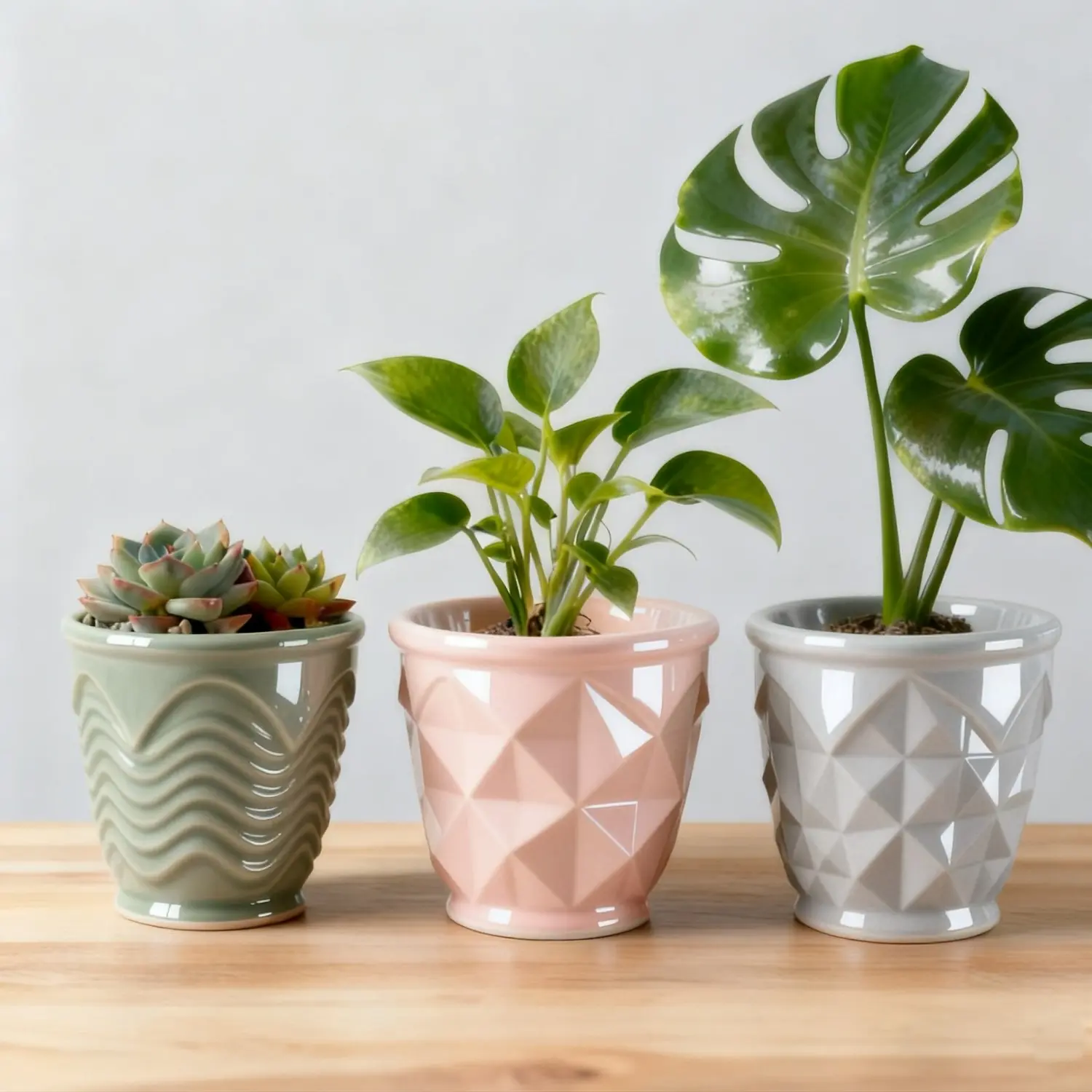 Geometric textured ceramic planter set model VDLK5514.