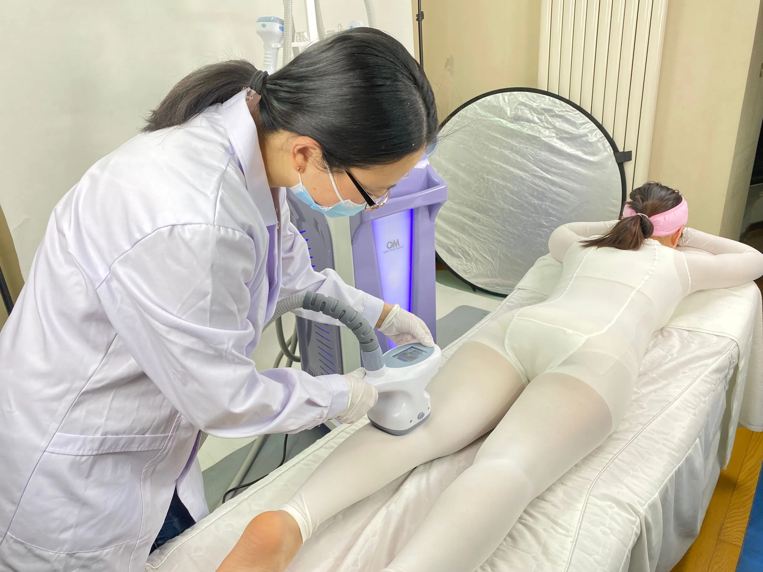 Reusable &amp; Disposable Options for Flexible Hygiene Control L P G Suit