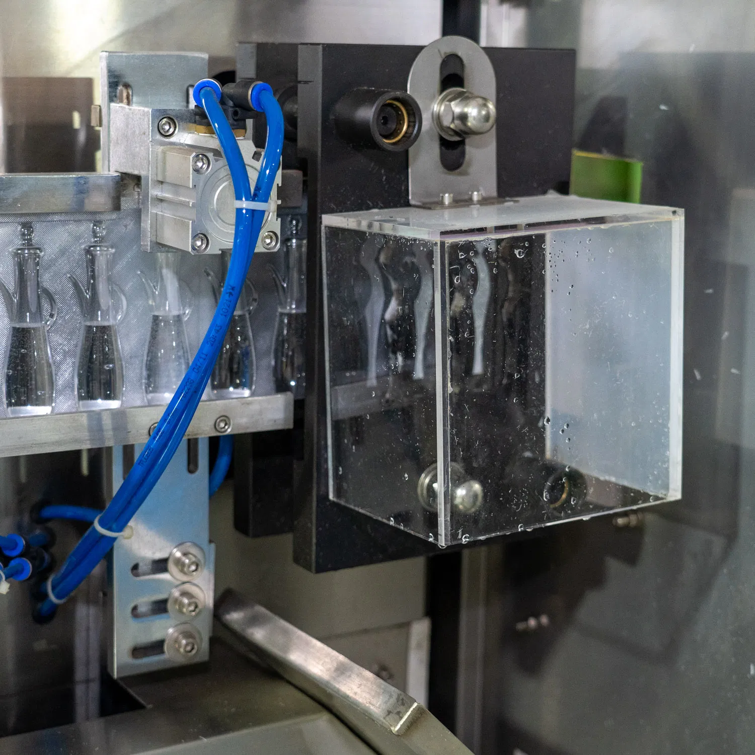 Touch Screen Controlled Automatic Filling and Sealing Machine