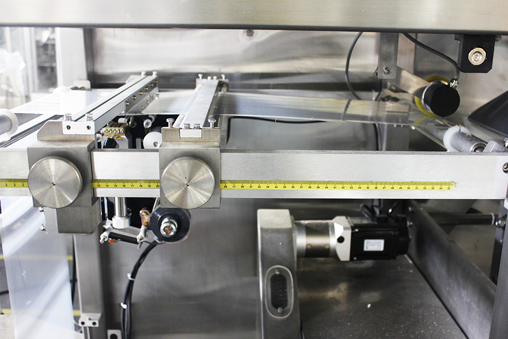 Multi-Function Packing Machine Pillow Bag Gusset Bag Die Cut Bagging System