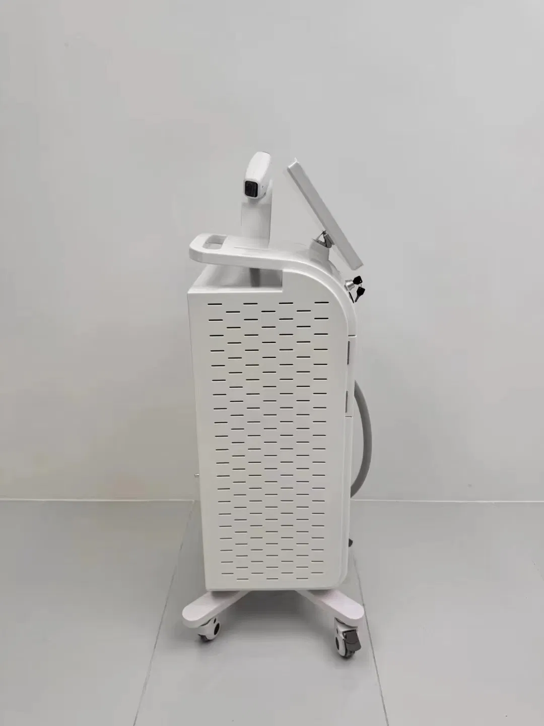 Trio Wavelength Ice Painless 808nm Diode Laser Triple Wavelengths Diode Laser 808 755 1064