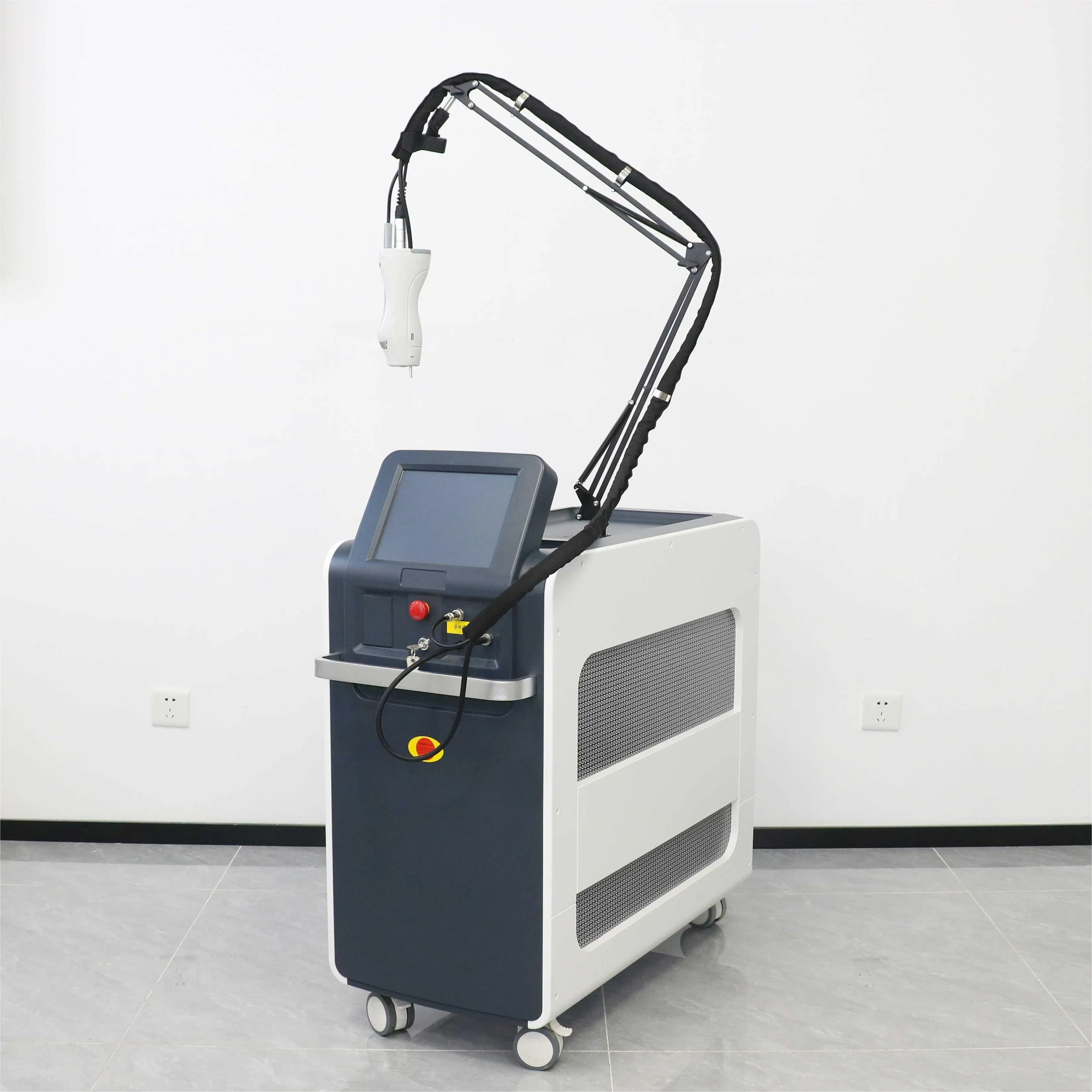 2024 Big Power 2100W 808nm Fiber Coupled Diode Laser Hair Removal Device