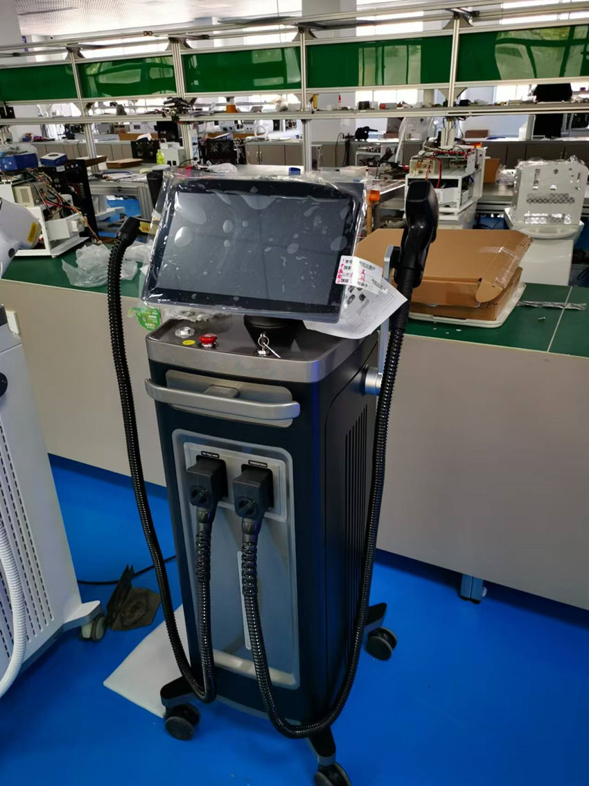 Permanent Hair Removal Diode Laser Device with Super Cooling Painless 755 1064 808nm