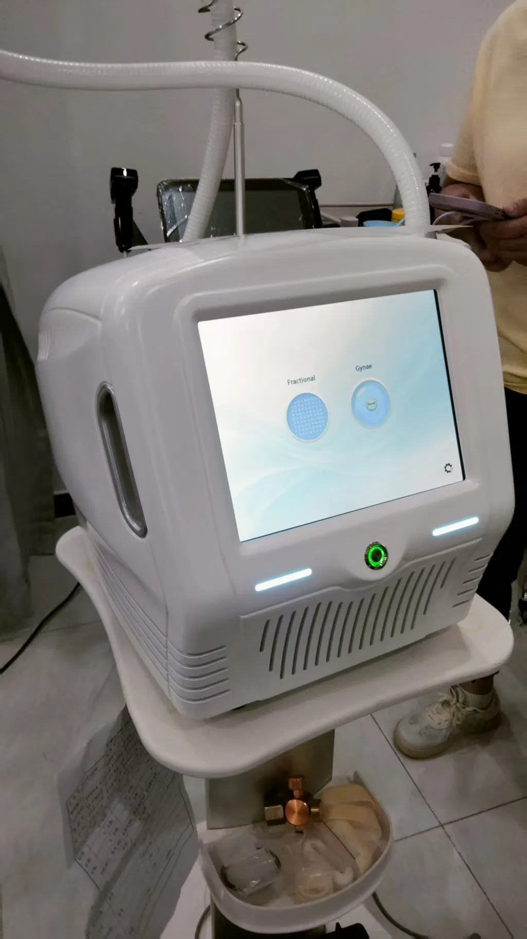 Medical Thulium Laser 1927nm Pigmentation Wrinkle and Acne Scar Removal Skin Rejuvenation Beauty System