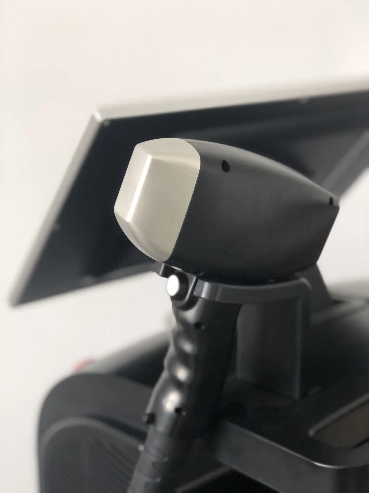 4 Wavelength Diode Laser with 2000W Triple Ai Diode Laser Hair Removal