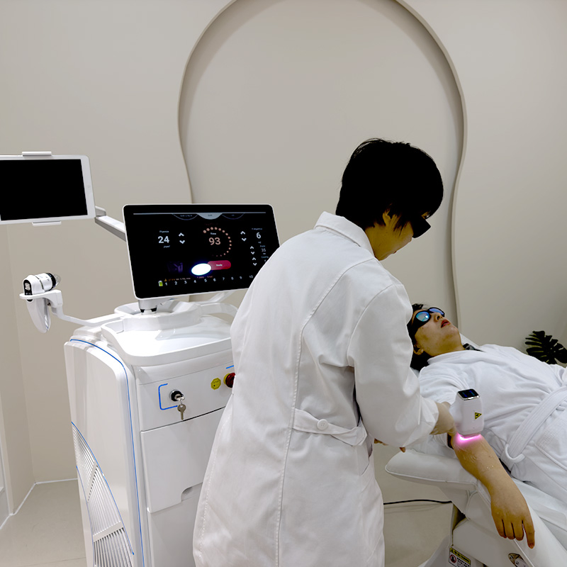 Beauty Equipment with High-Power Diode Laser Hair Removal Machine for Efficient Epilation in Beauty Salon Equipment and Hair Salon Equipment System