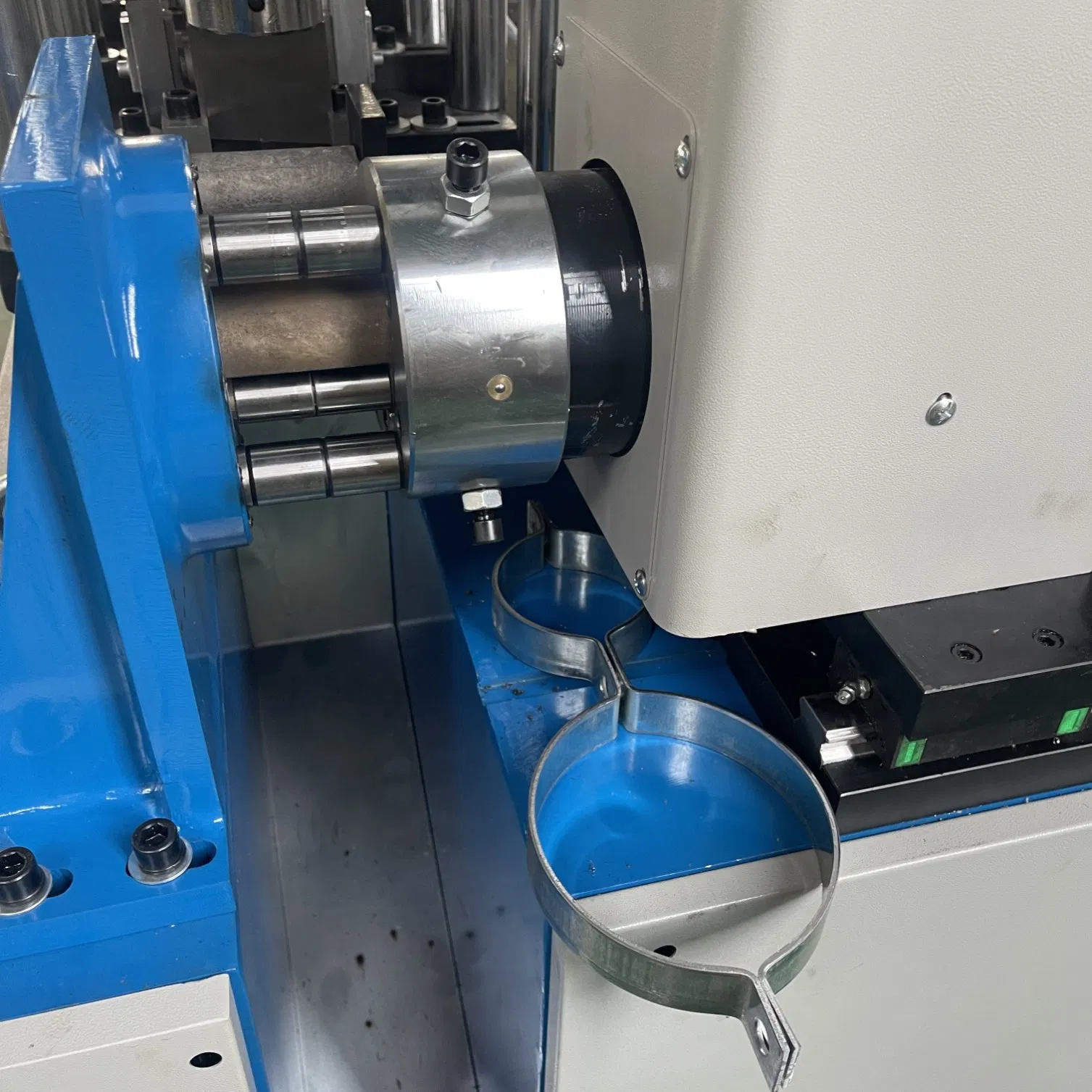 Tcyt 50-5 Flat Iron Roll and Round Hoop Forming Machine Extremely Fast to Create Hoops