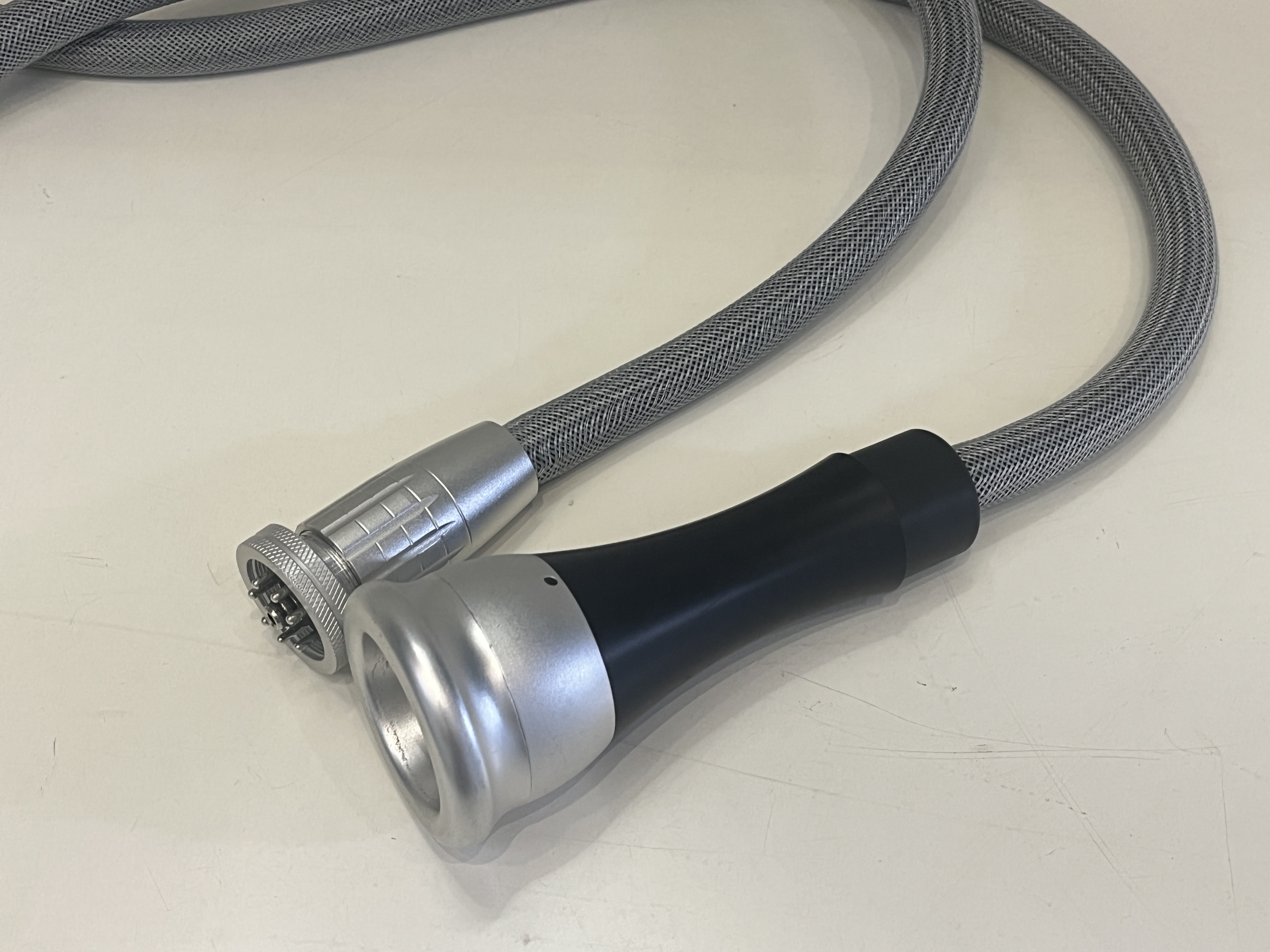 Vacuum Infrared Handle
