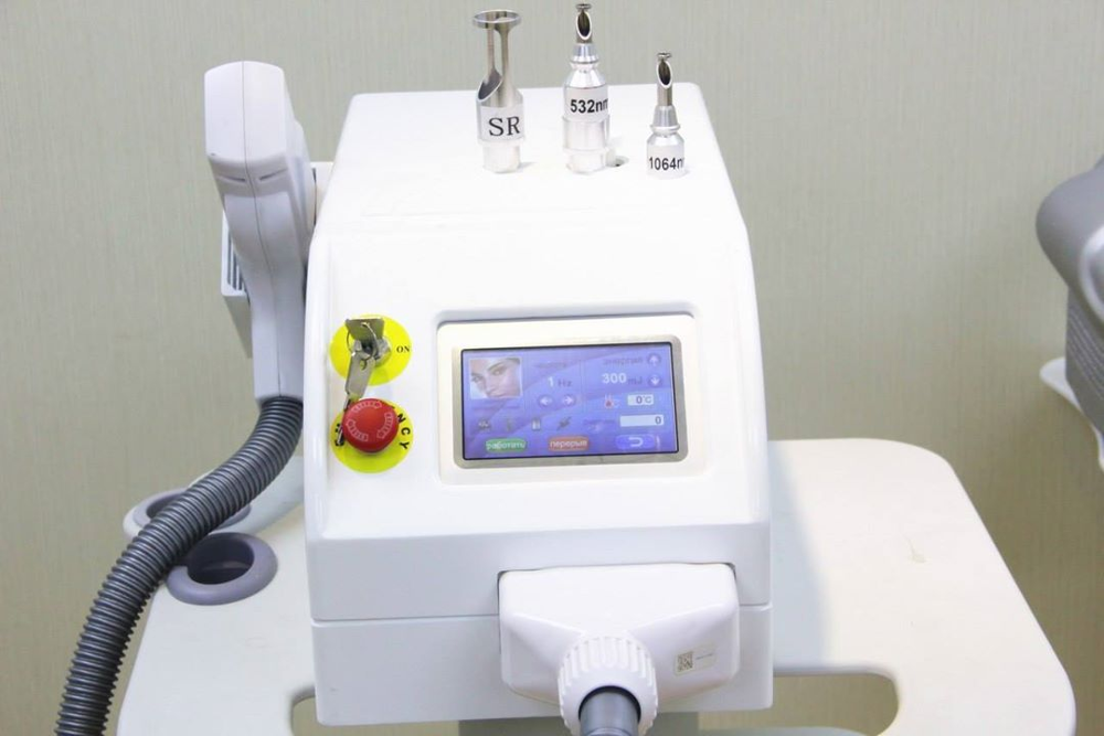 Professional Portable Q Switched Nd Yag Laser Tattoo Removal Carbon Facial Rejuvenation Machine Manufacturer Factory Price