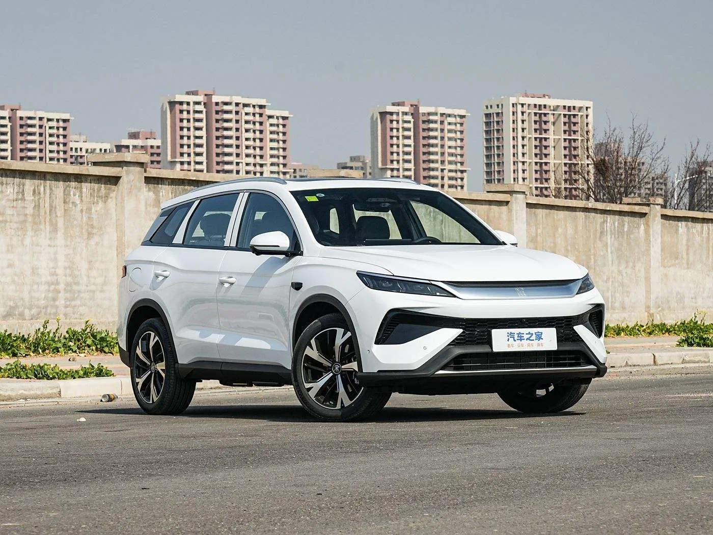 Byd Song PRO Smart Driving Edition Dm-I Transcendental Type Used SUV New Energy Adult Electric Car