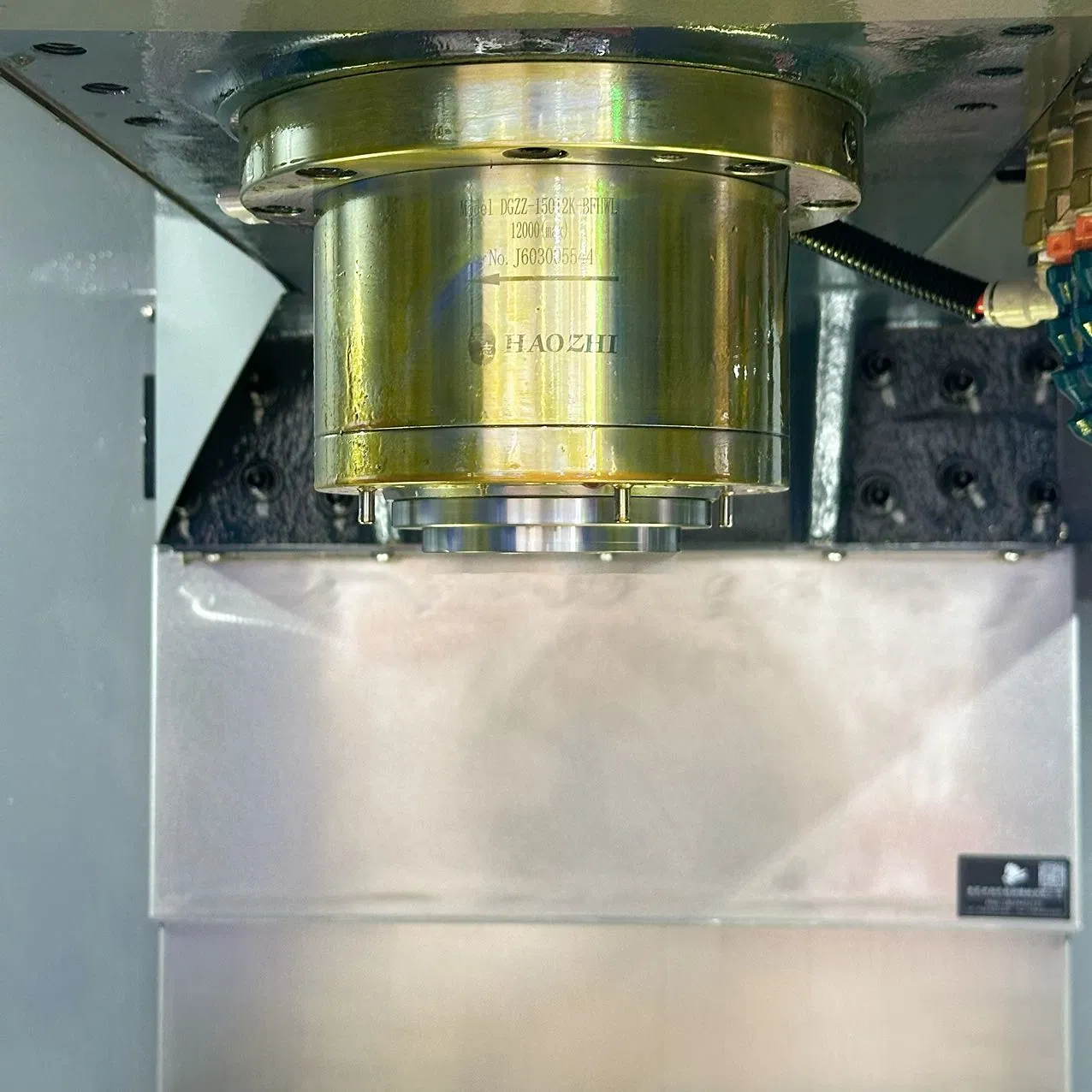 High Precision Vmc 855 5axis CNC Vertical Milling Machine for Industrial Applications
