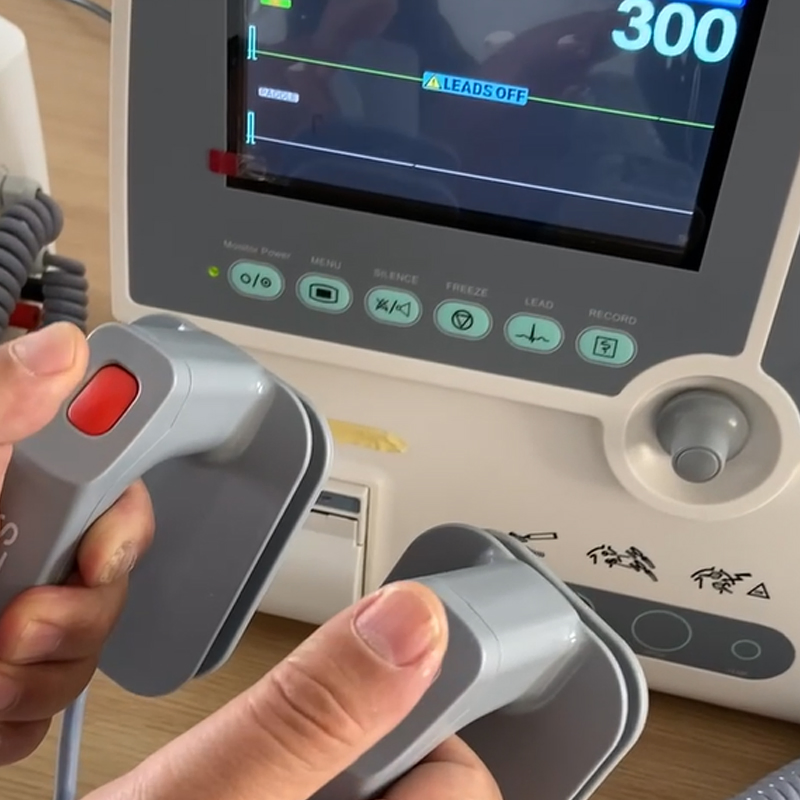 Desfribilador Portatil Cardiaco Rechargeable Defibrillator Portable Bephasic Defibrillator