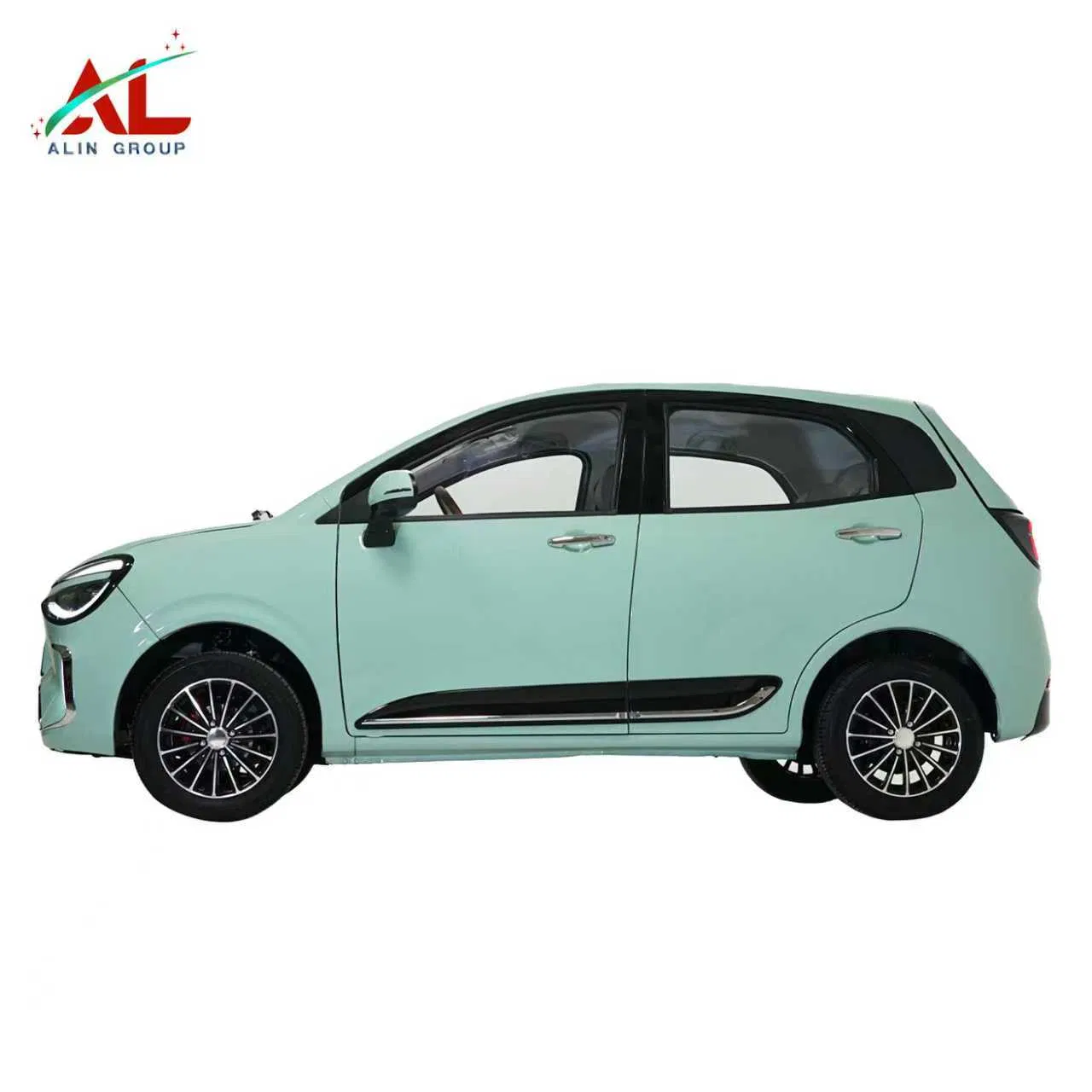 New EV Auto Mini Cars 4 Seats 5 Doors Small Electric Car for Adult