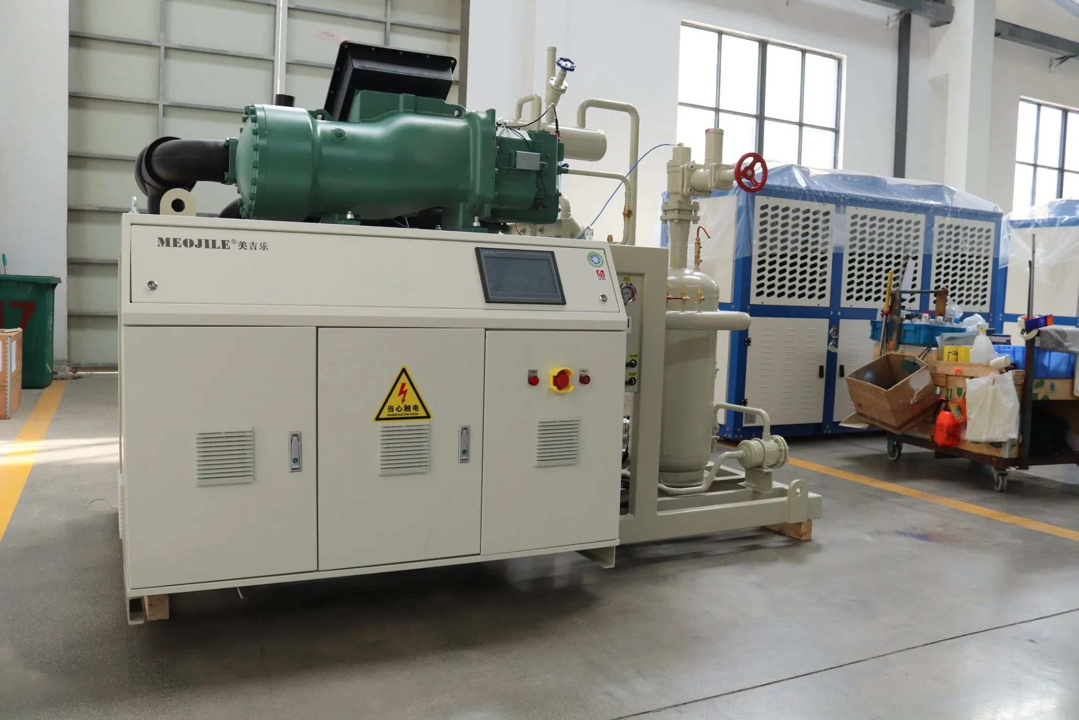 110HP Condensing Industrial Air Refrigeration Unit with Screw Compressor for Cold Room
