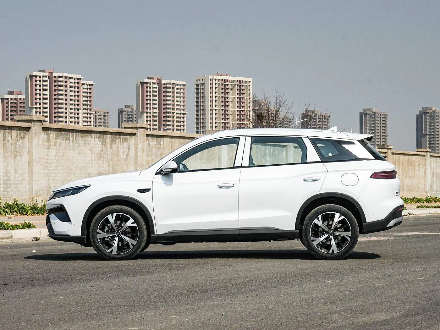 Byd Song PRO Smart Driving Edition Dm-I Transcendental Type Used SUV New Energy Adult Electric Car