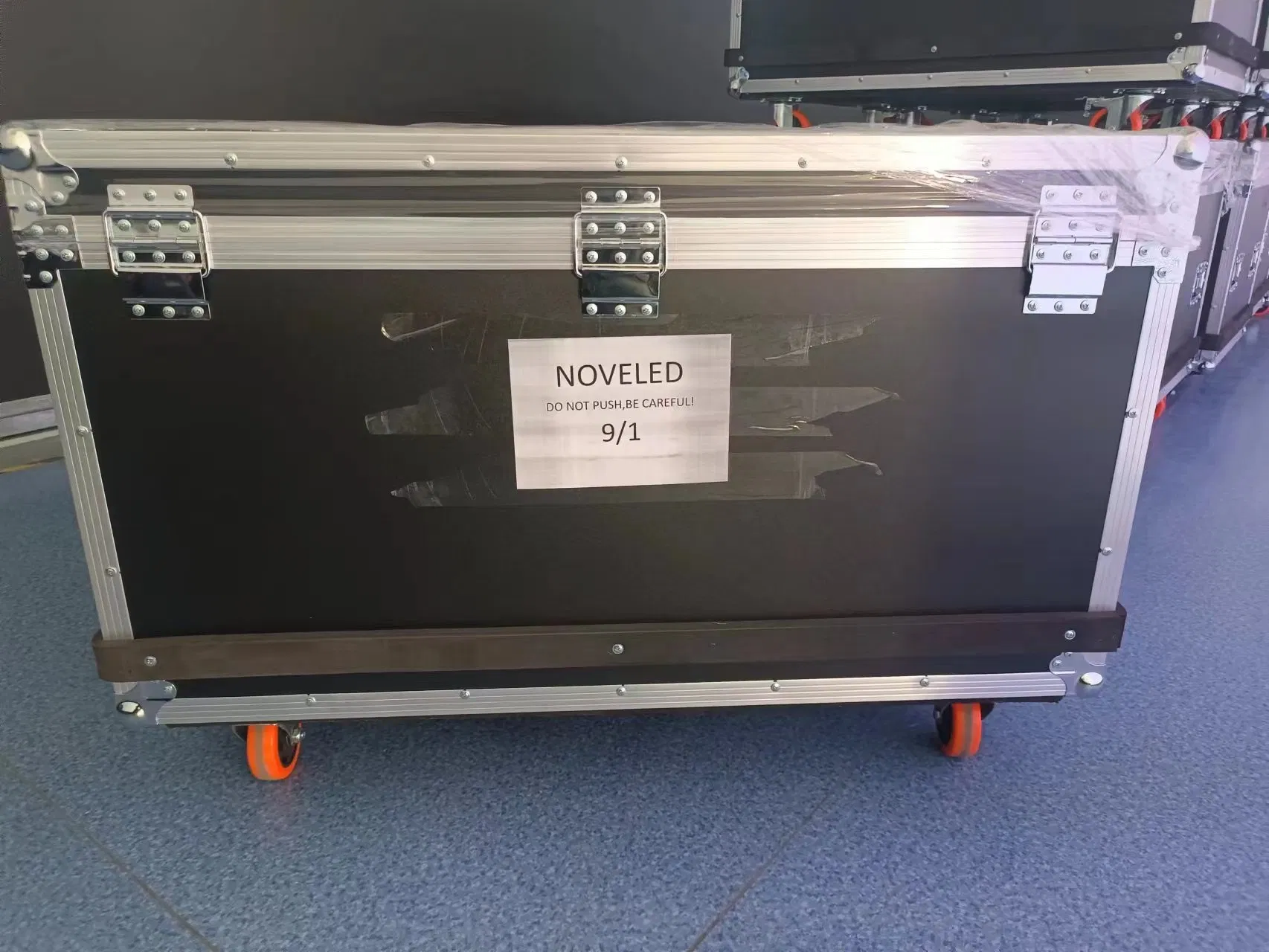 Waterproof P2.976 P3.91 P4.81 Outdoor Indoor Rental LED Display Screen for Stage