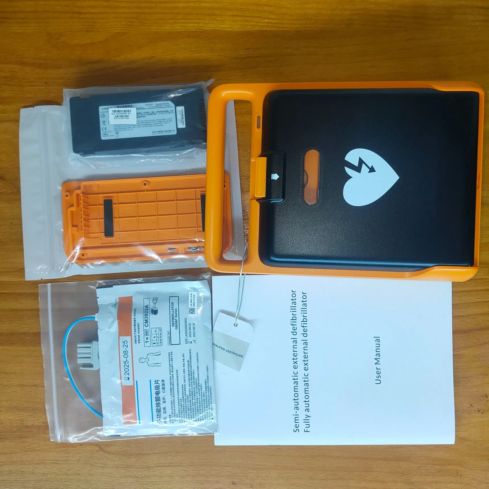 Semi-Automaticexternal Defibrillator Fully Automatic External Defibrillator