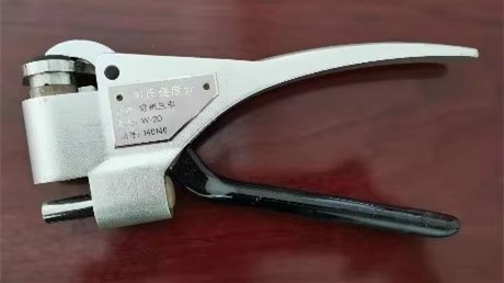 Hardness Tester