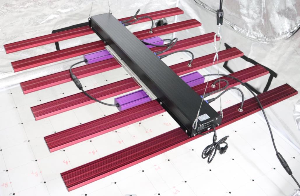 Promoting Flowering Bloom Light LED IR UV Higher Yields Supplemental Grow Light