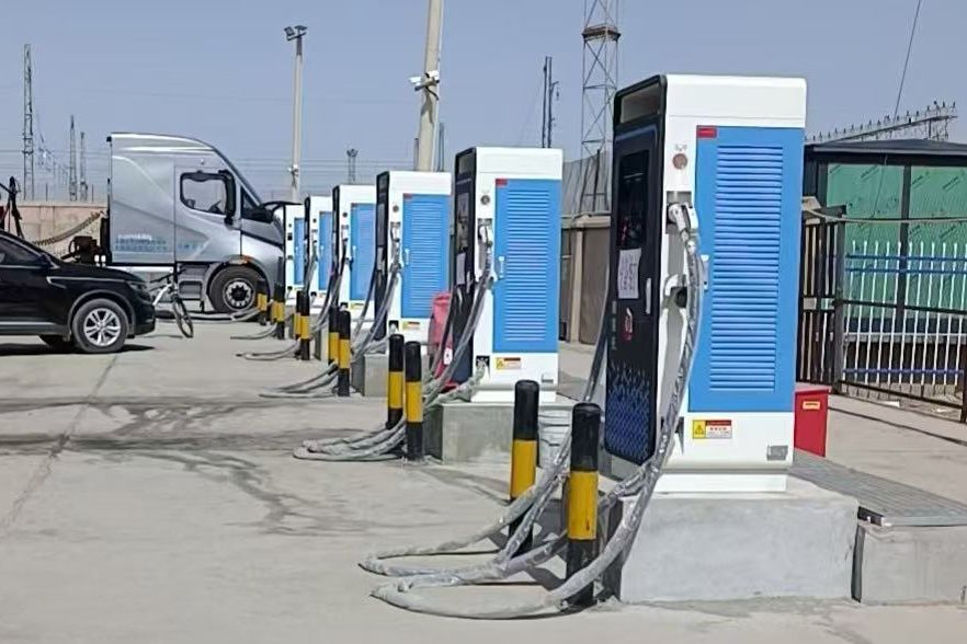 Yaolaichong Fast 60/120kw DC EV Charger Electric Vehicle Charging Station for Electric Car