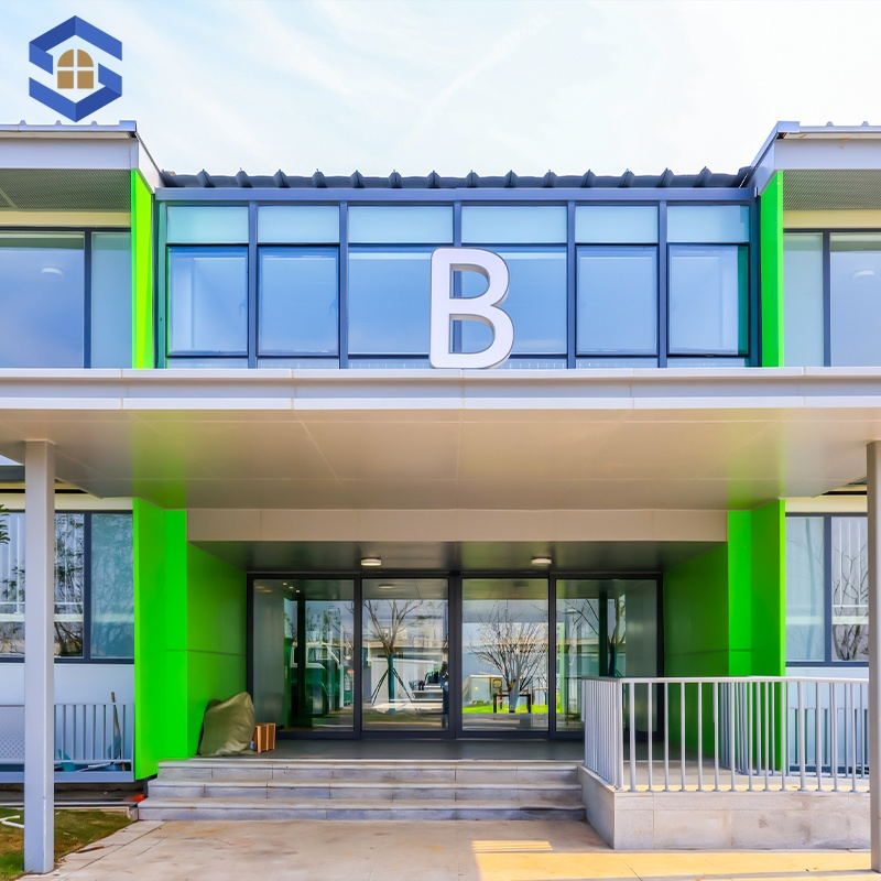 Customizable Impact-Resistant Soundproof Luxury Homestay Area Stackable Container Hotel