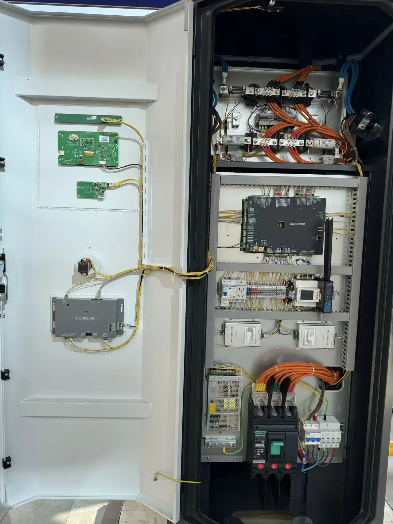 K061 Front-End Parallel DC Power Supply Configuration Centralized Charging System for Commercial Electric Vehicles