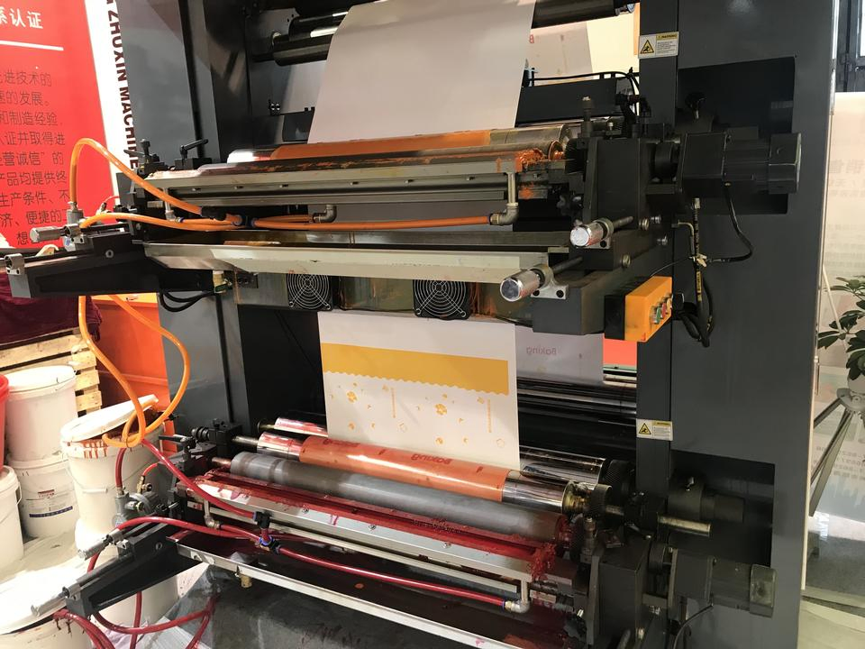 Impressora Flexográfica Automática de Alta Velocidade Tipo Pilha de Seis 6 para Impressão de Papel e Filme Plástico em Rolo a Rolo com Tambor Central
