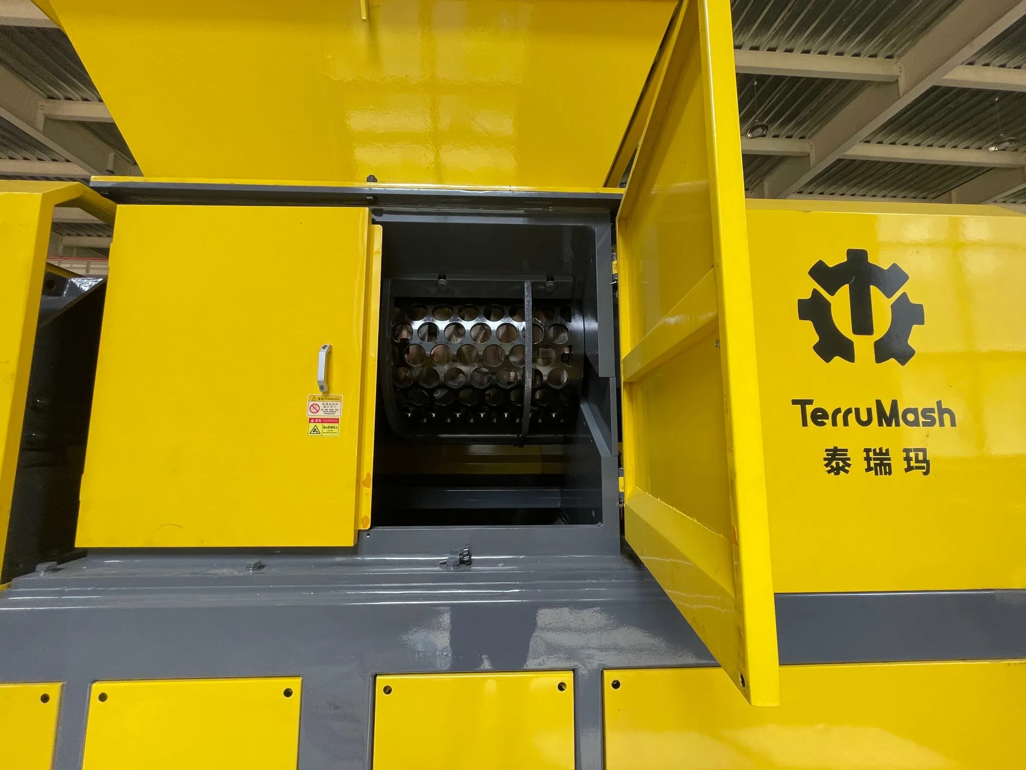 Máquina de Triturador Automático de Eixo Duplo Pequeno Multifuncional para Aço, Lixo, Borracha e Madeira