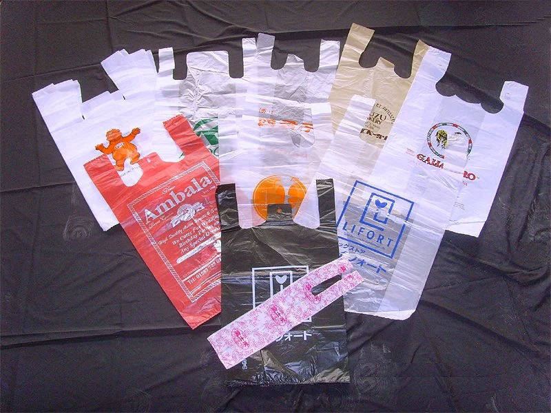 Máquina de Fazer Sacos Plásticos para Camisetas e Vests com Corte Quente em Linha Única de Alta Velocidade